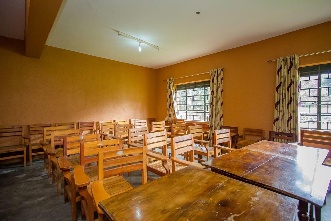 Kisoro Tourist Hotel Exterior foto