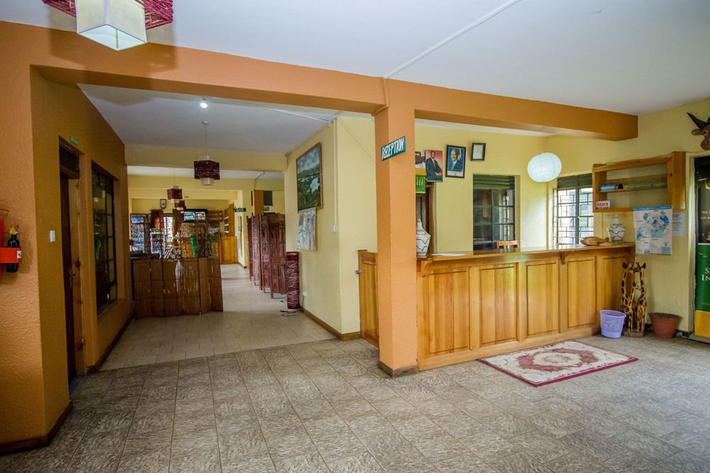 Kisoro Tourist Hotel Exterior foto