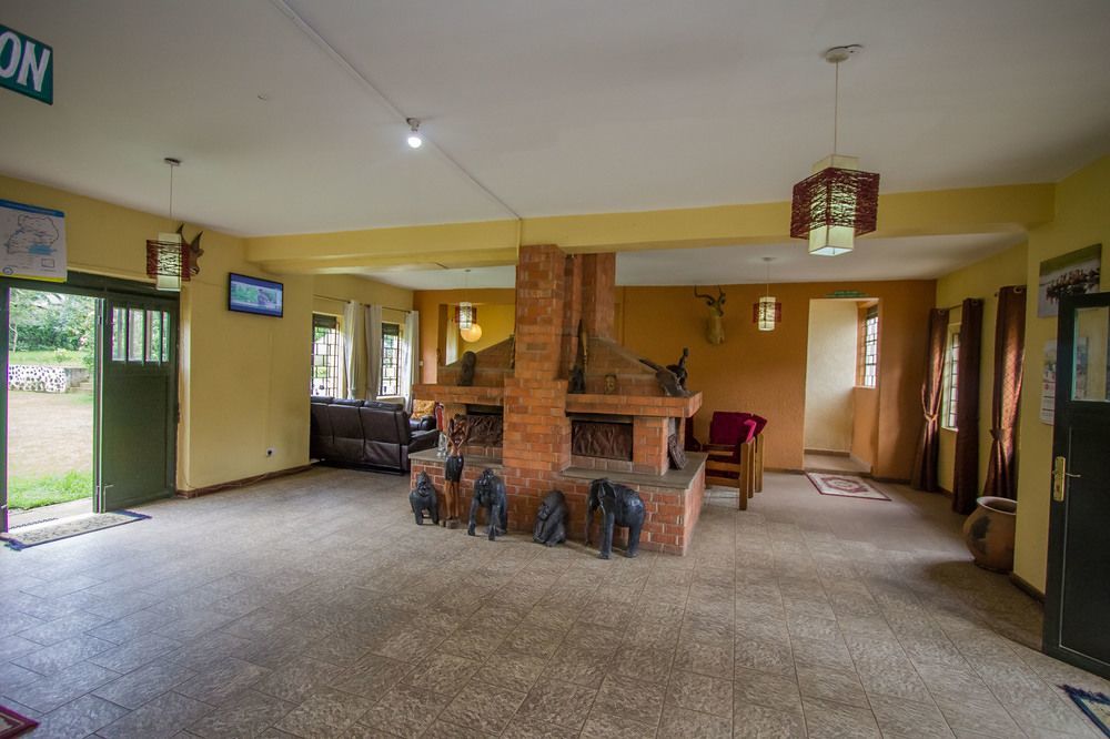 Kisoro Tourist Hotel Exterior foto